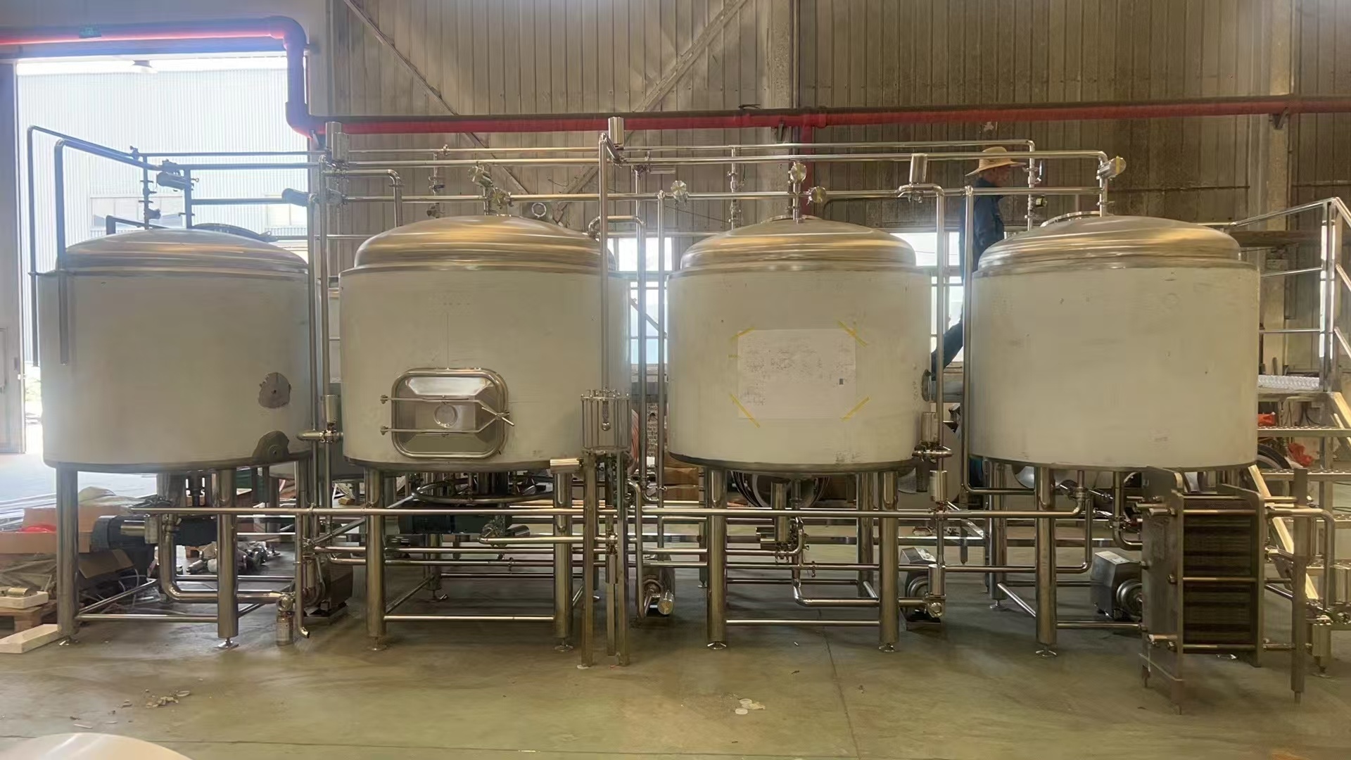 乌伊岭精酿啤酒设备厂—市场规模与跨界新需求